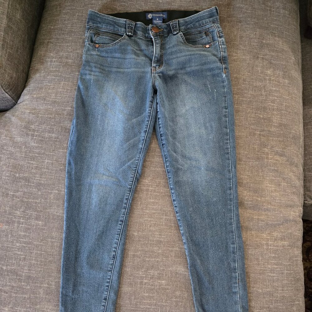 Democracy Size 8 Medium Wash Skinny Jeans Stretch Denim